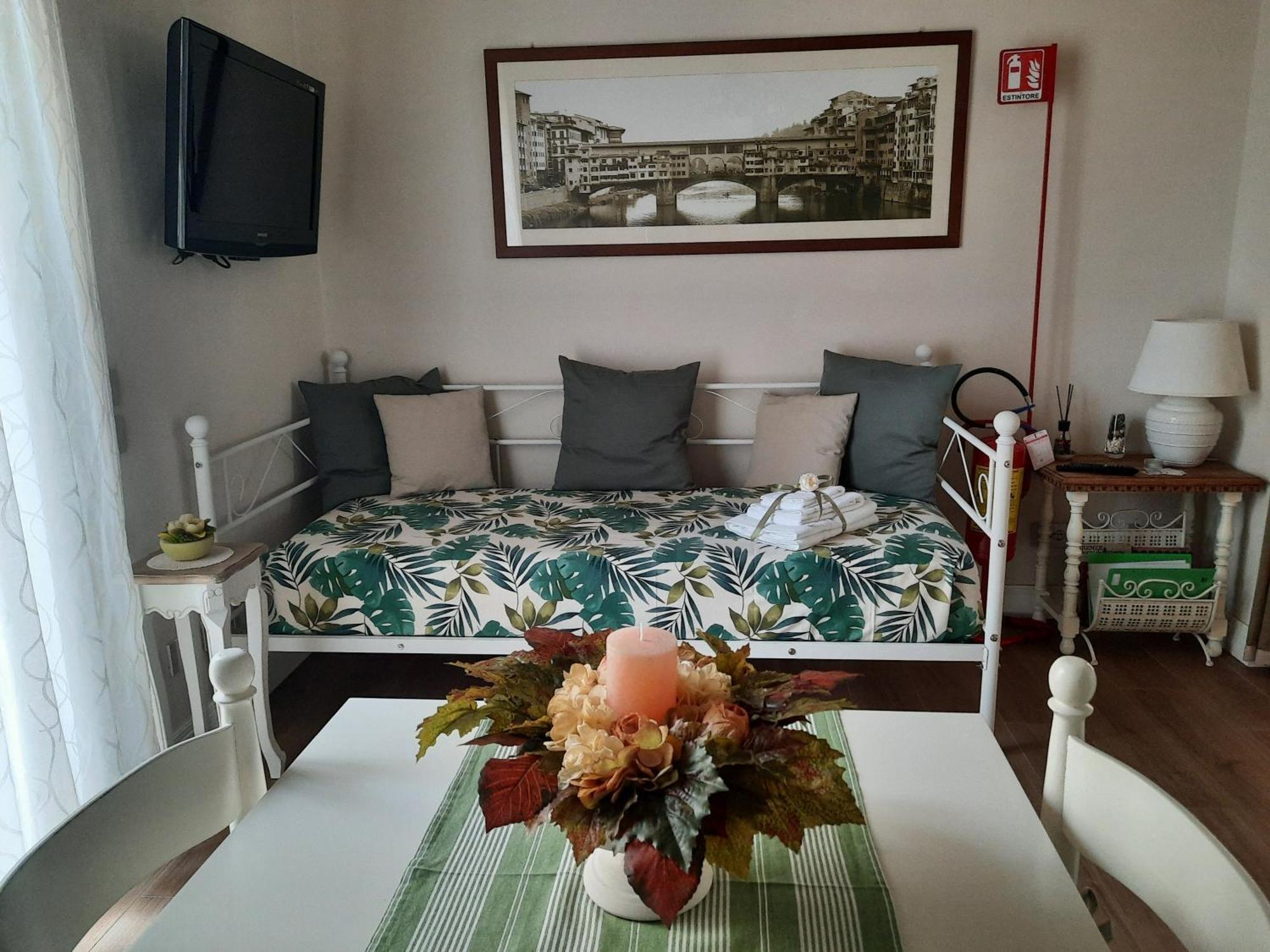 Messer Niccolo - Apartment In Флоренция Екстериор снимка